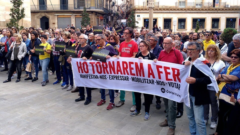 Concentració d'avui a la Plaça Major de Tàrrega (3)