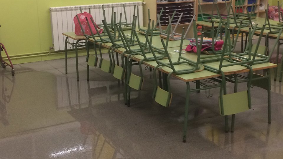 Sis aules de l'escola Ignasi Peraire inundades