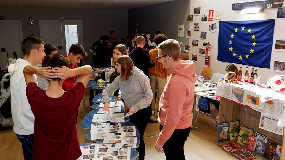 Fira Babel INS La Serra Erasmus+