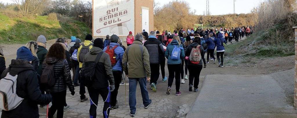 Participants en la sisena Marxa de la Boira de Penelles
