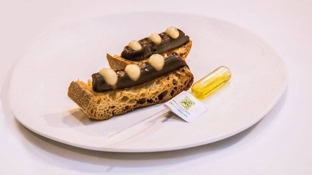 Pa-amb-oli-DOP-Les-Garrigues-xocolata-i-poma-cuita-7070-HEADER