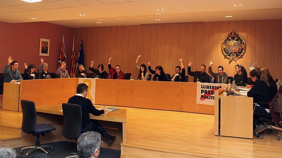 Aprovació per unanimitat de la nova denominació de la Biblioteca