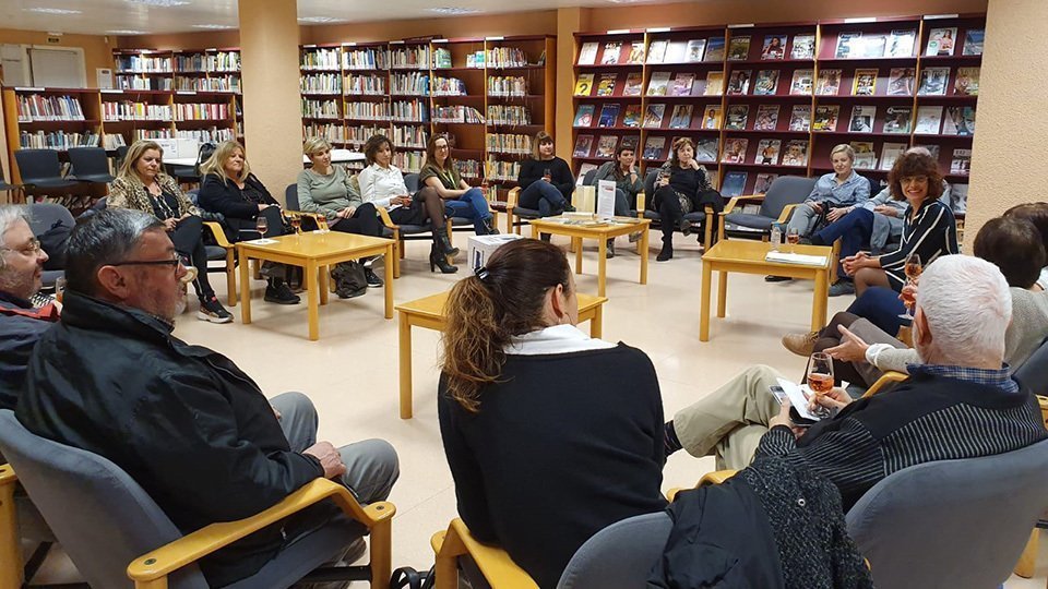 Tertulia Lletres i Vins a la Biblioteca Jaume Vila de Mollerussa