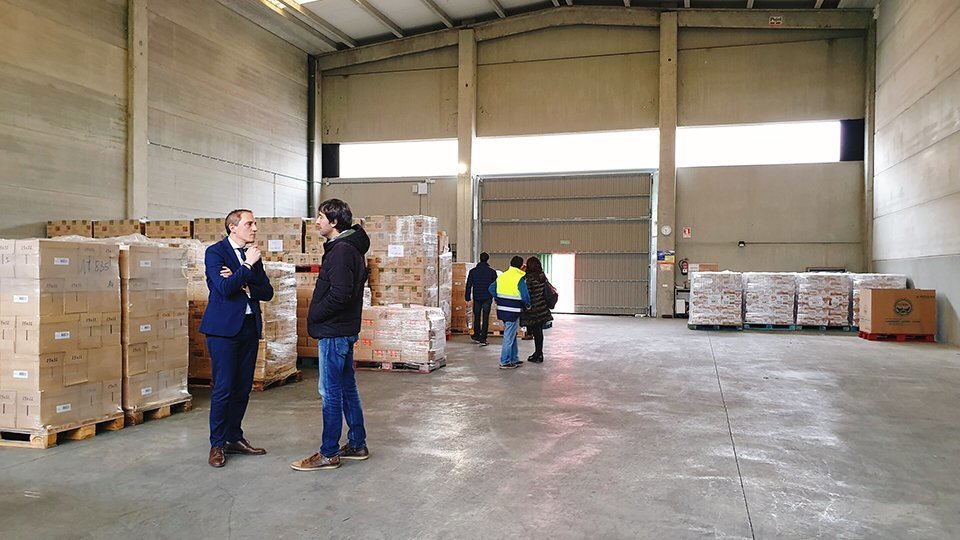 El Subdelegat del Govern José Crespín participa en la verificació dels aliments