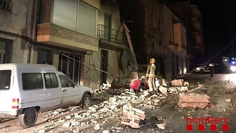 Imatge de la casa que s'ha esfondrat a Bellpuig