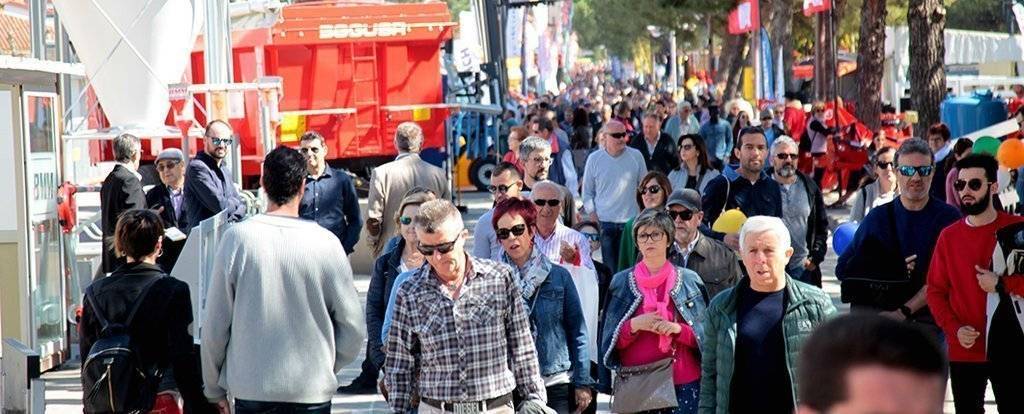 Visitants de la Fira de Sant Josep de Mollerussa