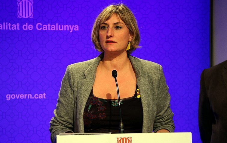 Pla mitjà de la consellera de Salut, Alba Vergés, l'11 de març del 2020. (horitzontal)