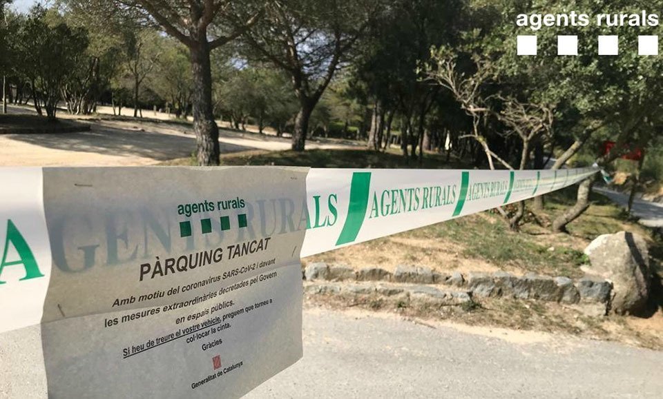 Els agents Rurals tanquen parcs i espais naturals