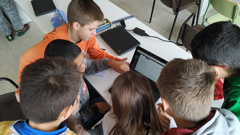 Activitats tecnològiques a l'escola Ignasi Peraire