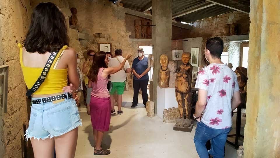 Visita a Univers Marta Pruna - Camí dels 7 Sentits a Cervià de les Garrigues
