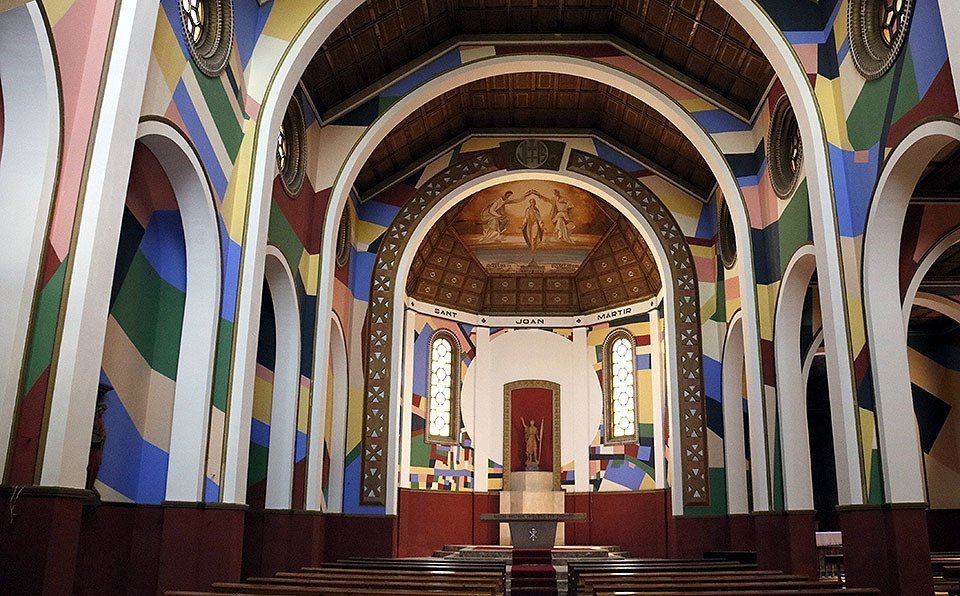 El mural de gran format pintat a l'interior de l'església de Penelles. Imatge del 2 d'agost de 2020. (Horitzontal)