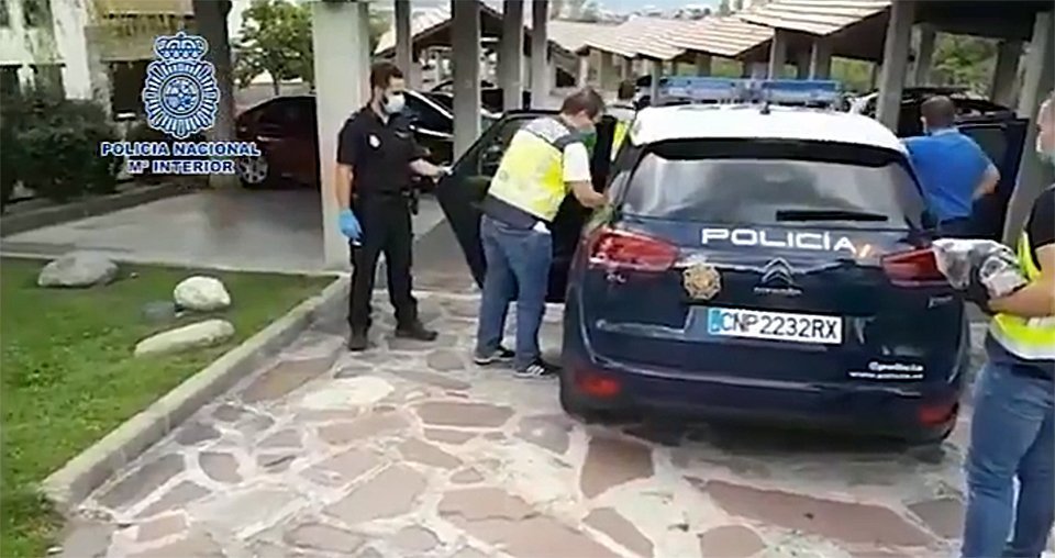 Detenció d'un dels suspitosos del crim @policia