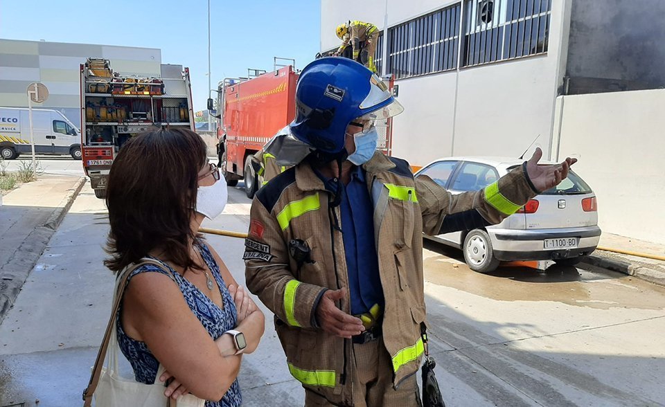 L'alcaldessa de Tàrrega, Alba Pijuan visita el sinistre