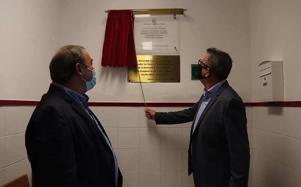 Joan Talarn presideix la inauguració del Centre Mèdic de Bellcaire