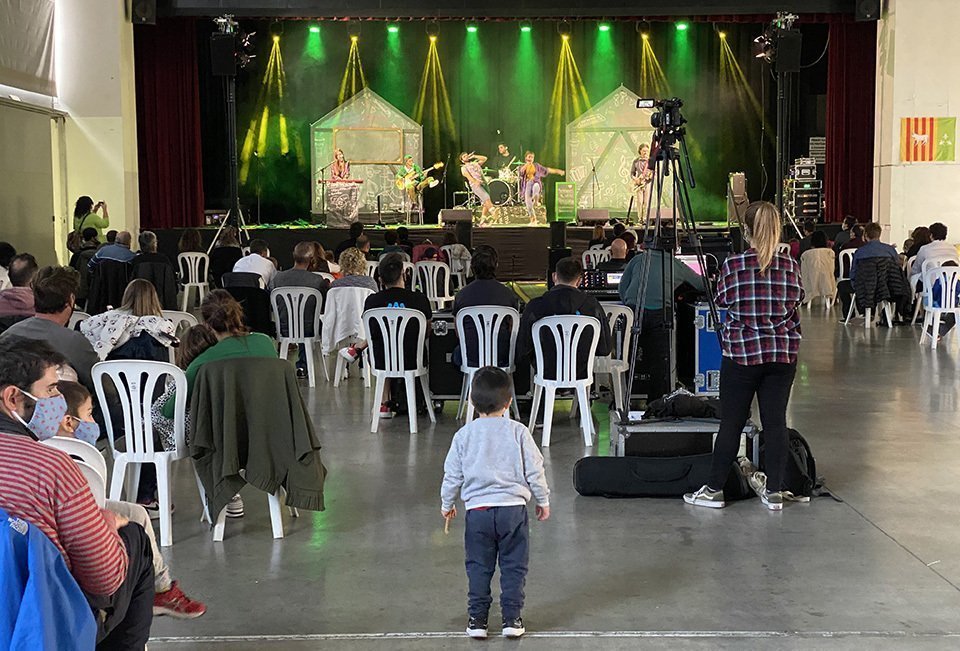 Lo Festivalet de les Borges Blanques 2020 en el Pavelló de l'Oli