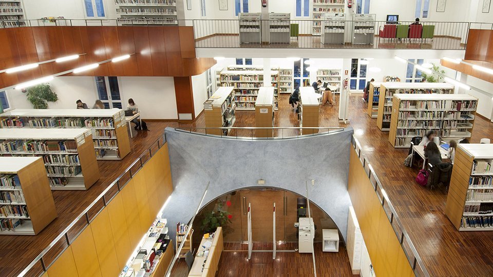 Biblioteca Pública de Tàrrega - Germanes Güell