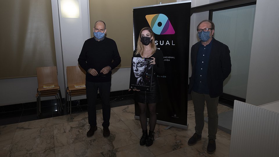 Presentació festival Visual Art - autora del cartell