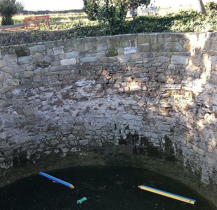 Els llapis trobats a la Font Vella