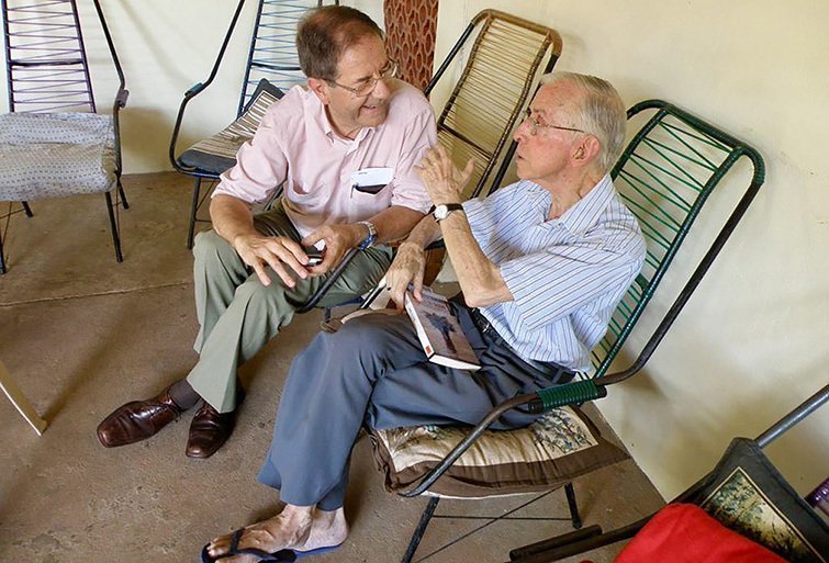 Visita d'Àngel Pujol a Pere Casaldàliga al setembre 2009