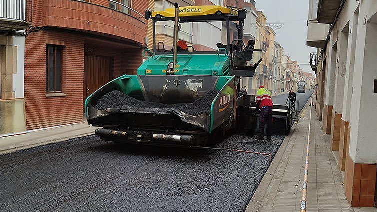 Tram urbà de la carretera C-233 a Vilanova de Bellpuig
