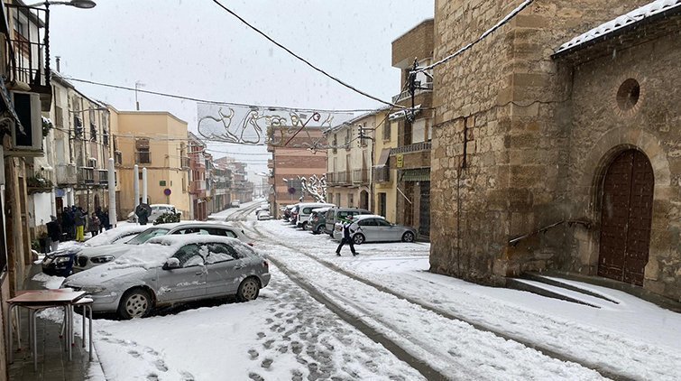 Web  Imatge de la Granja d'Escarp sota la neu
