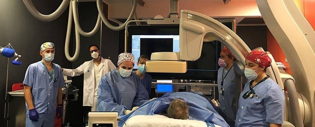 Professionals de la unitat d'Angioradiologia de l'Hospital Universitari Arnau de Vilanova de Lleida