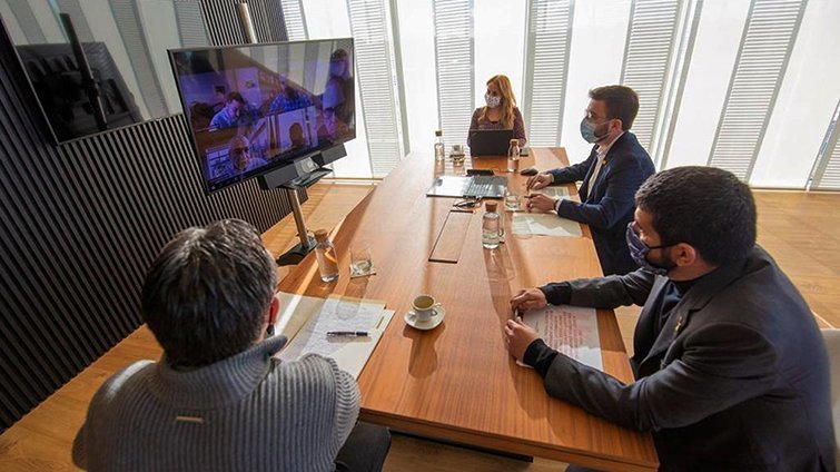 Reunió dels membres del Govern per decidir els nous ajuts directes @Govern