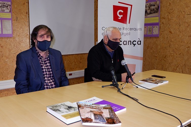 Presentació del llibre de Joan Yeguas - Sobre portes i finestres de pedra