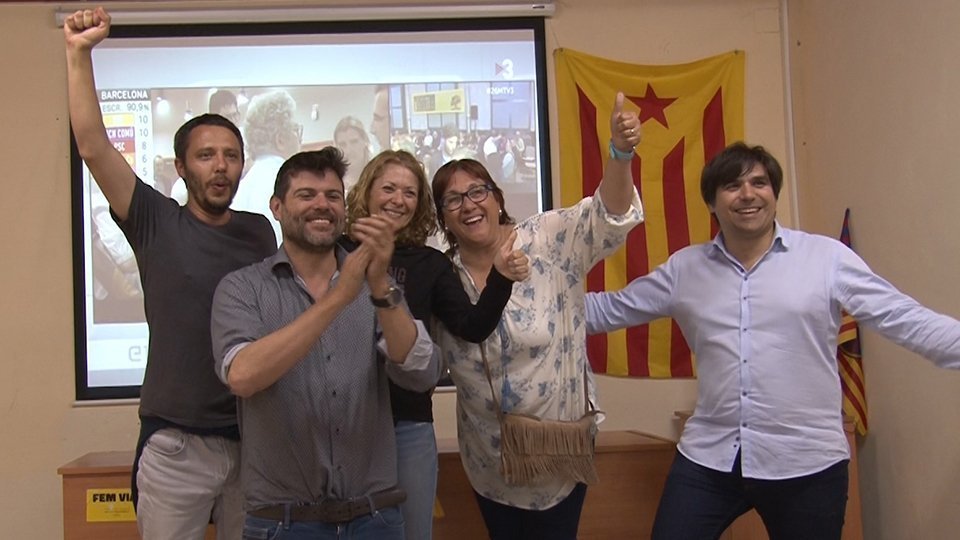Narcís Romà primer de la dreta amb el grup d'ERC