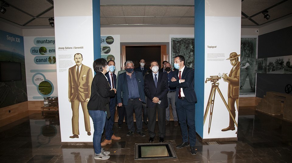 Visita minstre Lluis Plana Casa Canal