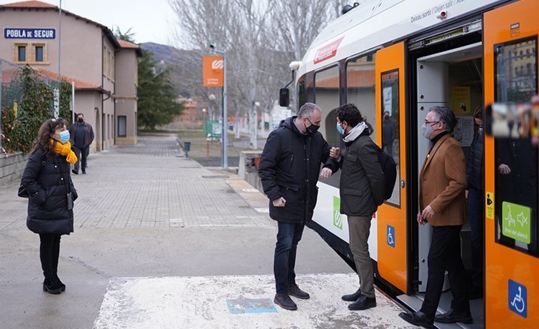 Tremosa i Calvet al tren a la Pobla de Segur