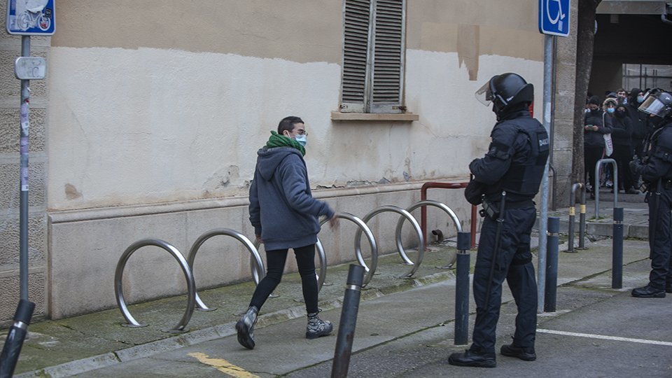 Detenció del músic Pablo Hàsel a la Universitat de Lleida