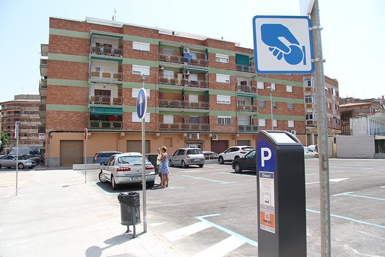 Parquing Zona blava piscines (1)