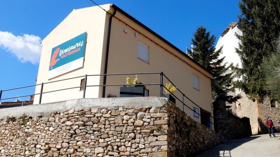 Anna BergaPla general de la façana del Centre d'Interpretació del Montsec de Vilanova de Meià, el 20 de març de 2021. (Horitzontal)