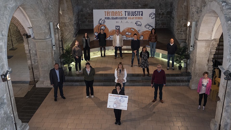 Lliurament del Premi Àlbum Il·lustrat de Témens (2)