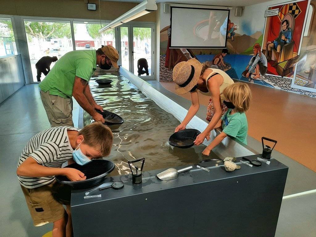 Recerca d'or al Centre