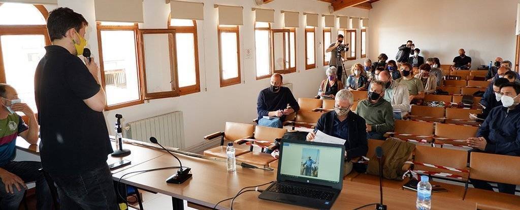 L’alcalde de Castelló de Farfanya, Omar Noumri presenta la Jornada