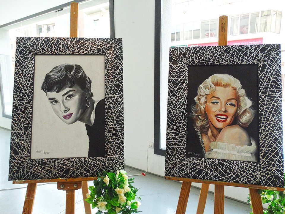 L'exposició al Museu de Vestits de Paper 'Senzillament Francis' - Esther Barta Torres