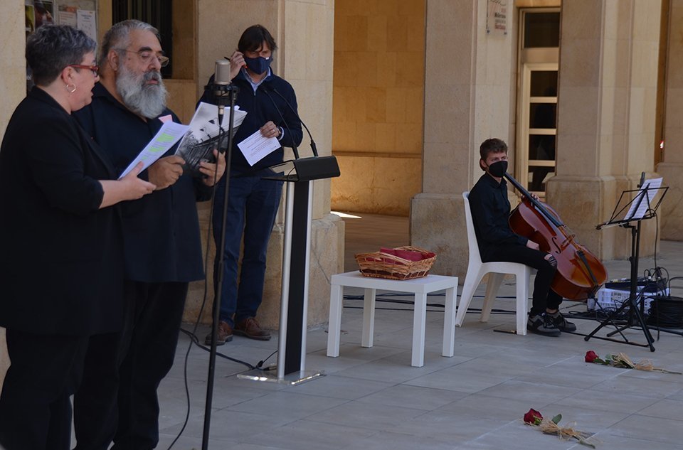 Acte de col·locació de les llambordes Stolpersteine a Mollerussa @AjMollerussa