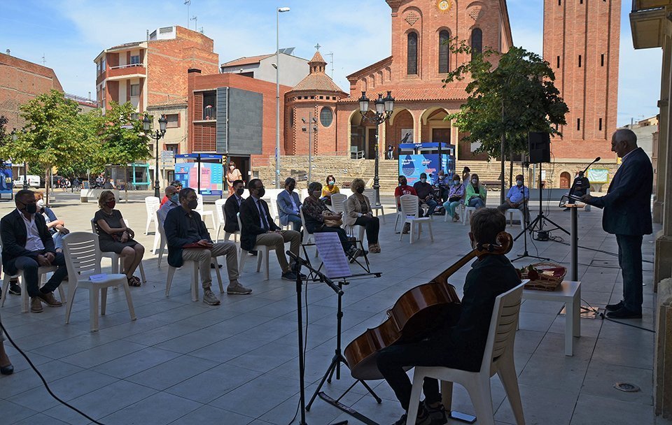 Acte de col·locació de les llambordes Stolpersteine a Mollerussa @AjMollerussa