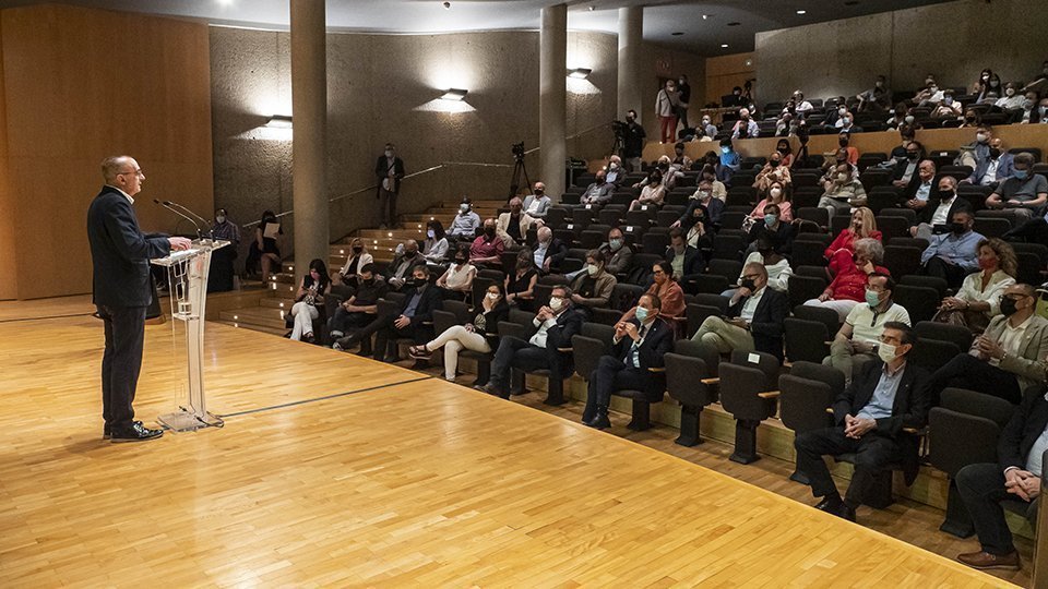 El Paer en cap Miquel Pueyo presenta el projecte Lleida capital AgroBioTec @JaviMartÍn