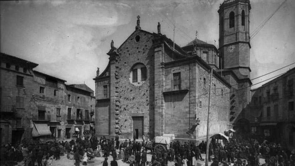 Mercat de Tàrrega, 1915-1920. Fotografia: Arxiu Nacional de Catalunya.