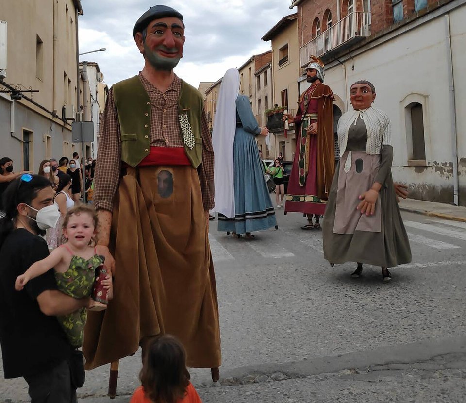 Els gegants Tonet i la Sileta de Bellvís