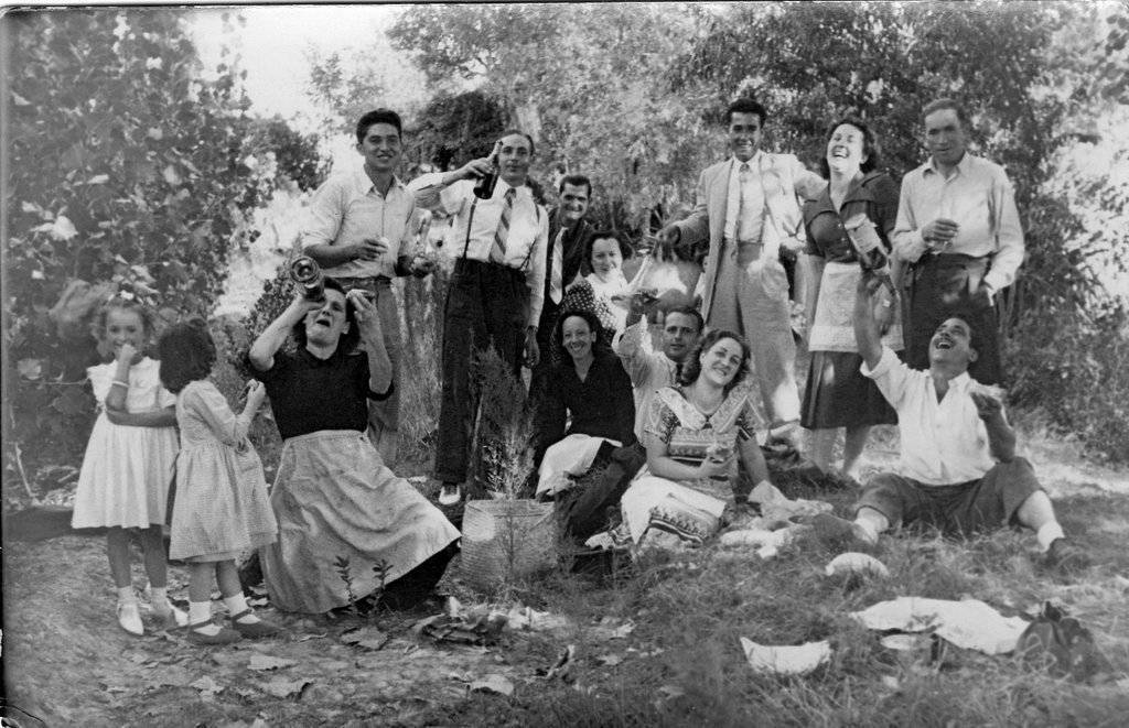 L'Alzinera del Quelàs ha estat escenari de festes i trobades al llarg dels anys.