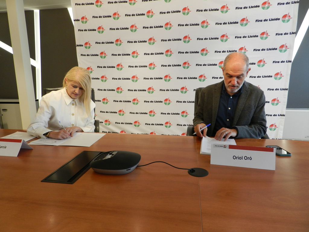María García Pizarro, vicesecretària general primera de la UIM, i Oriol Oró, director general de la Fira de Lleida - Fira de Lleida