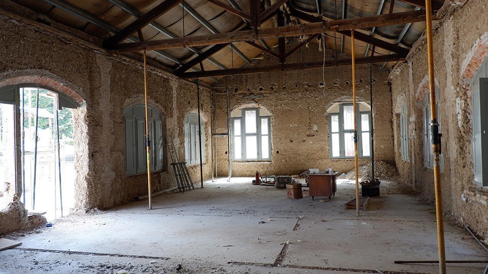 Edifici de les ecoles Velles on s'ubicarà l'Ajuntament