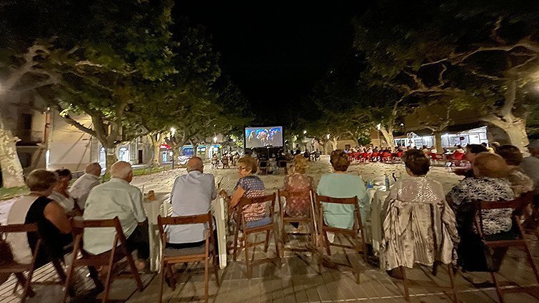Cinema a la fresca en la Festa Major de Bellvís @AjBellvís