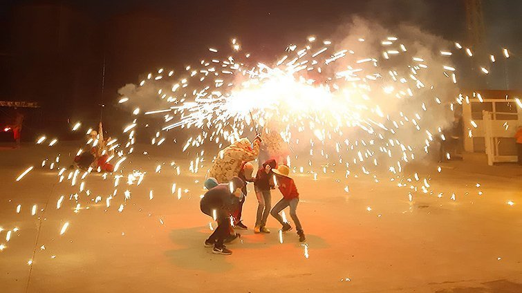Correfocs a la Festa Major de Bellvís @AjBellvís