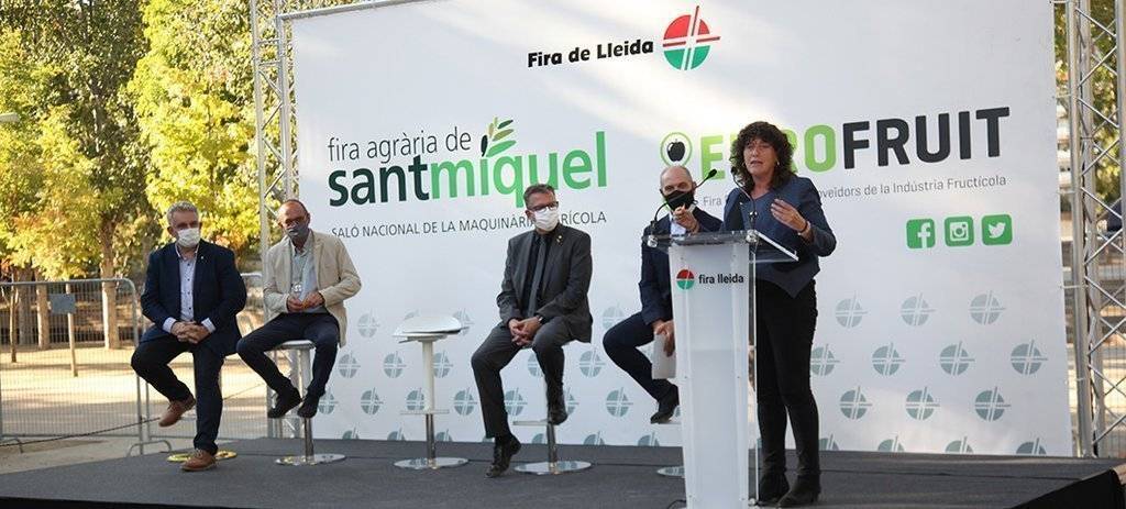 La consellera Teresa Jordà inaugura la Fira de Sant Miquel @JosepAPérez