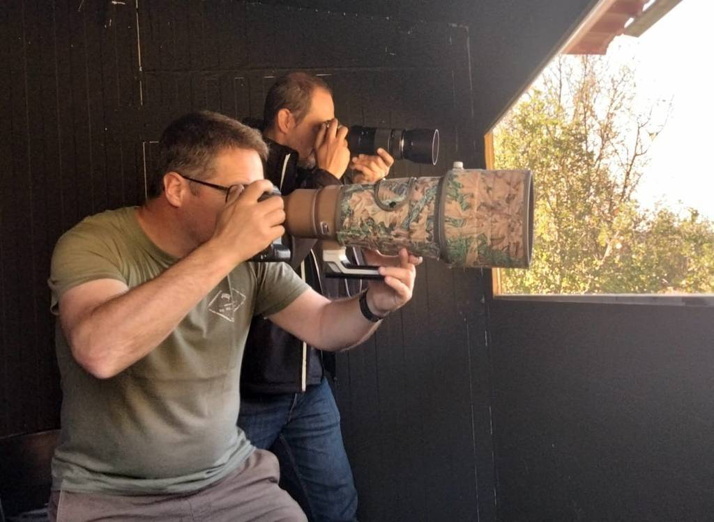 El fotograf i ornitòleg francès Grégory Rohart dilluns al Hide de Casa Gramuntill (1) (1)